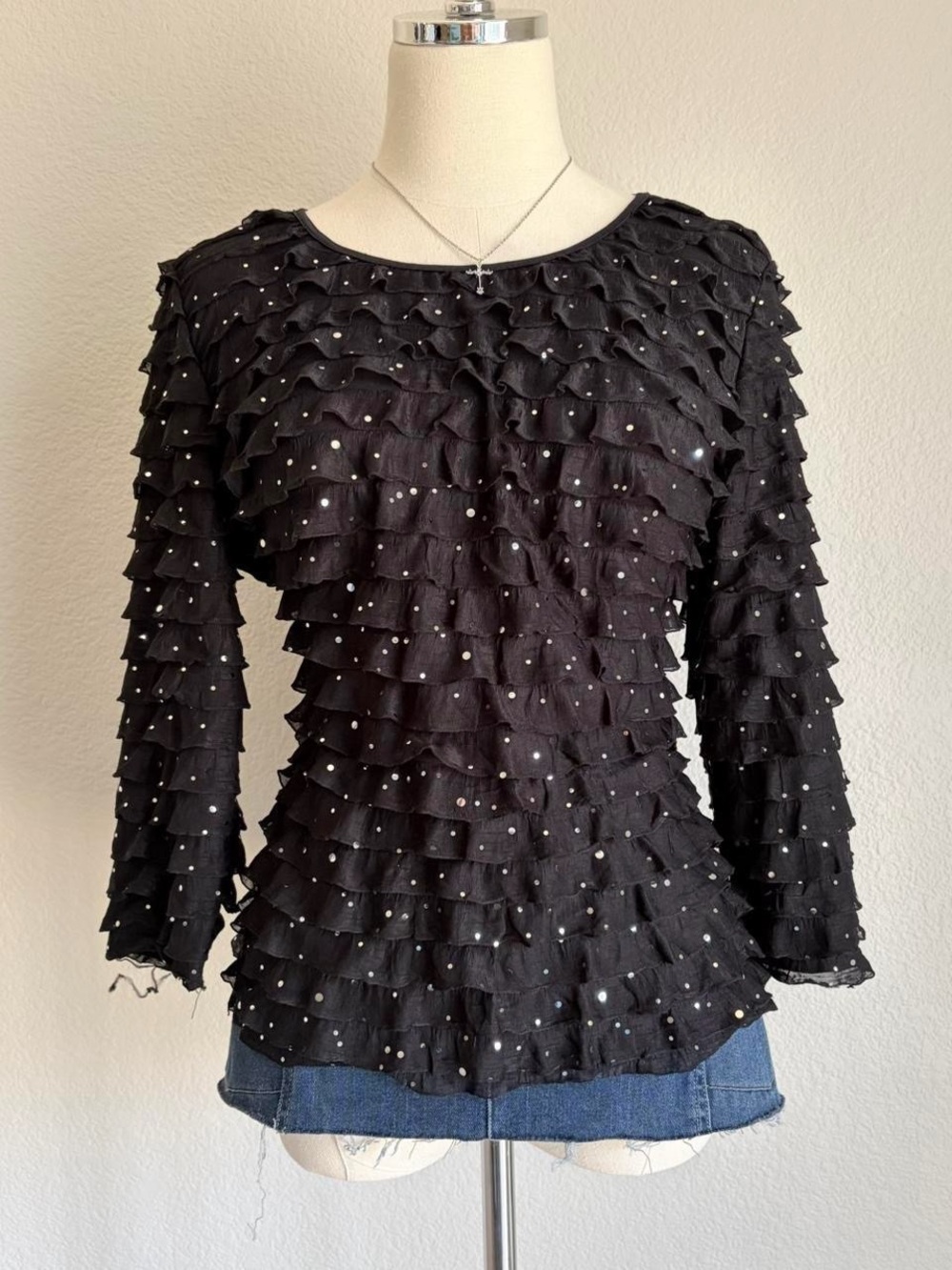 Women’s Black Ruffle Top - Picture 3 of 8